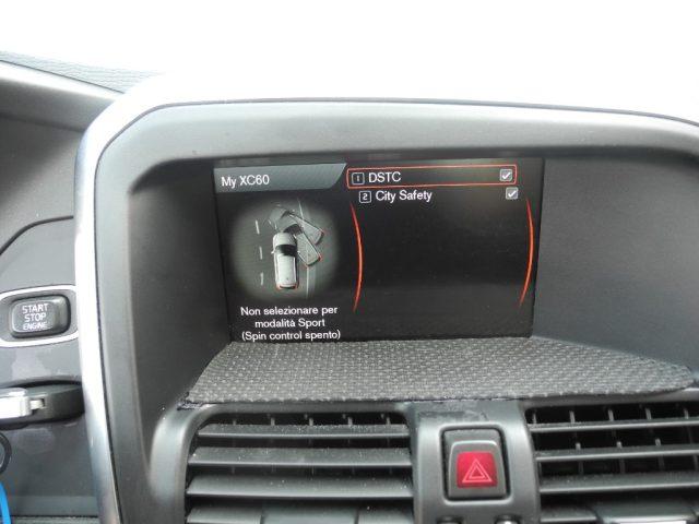 VOLVO XC60 D3 AWD Geartronic Summum autom.-UNICO PROPRIETARIO