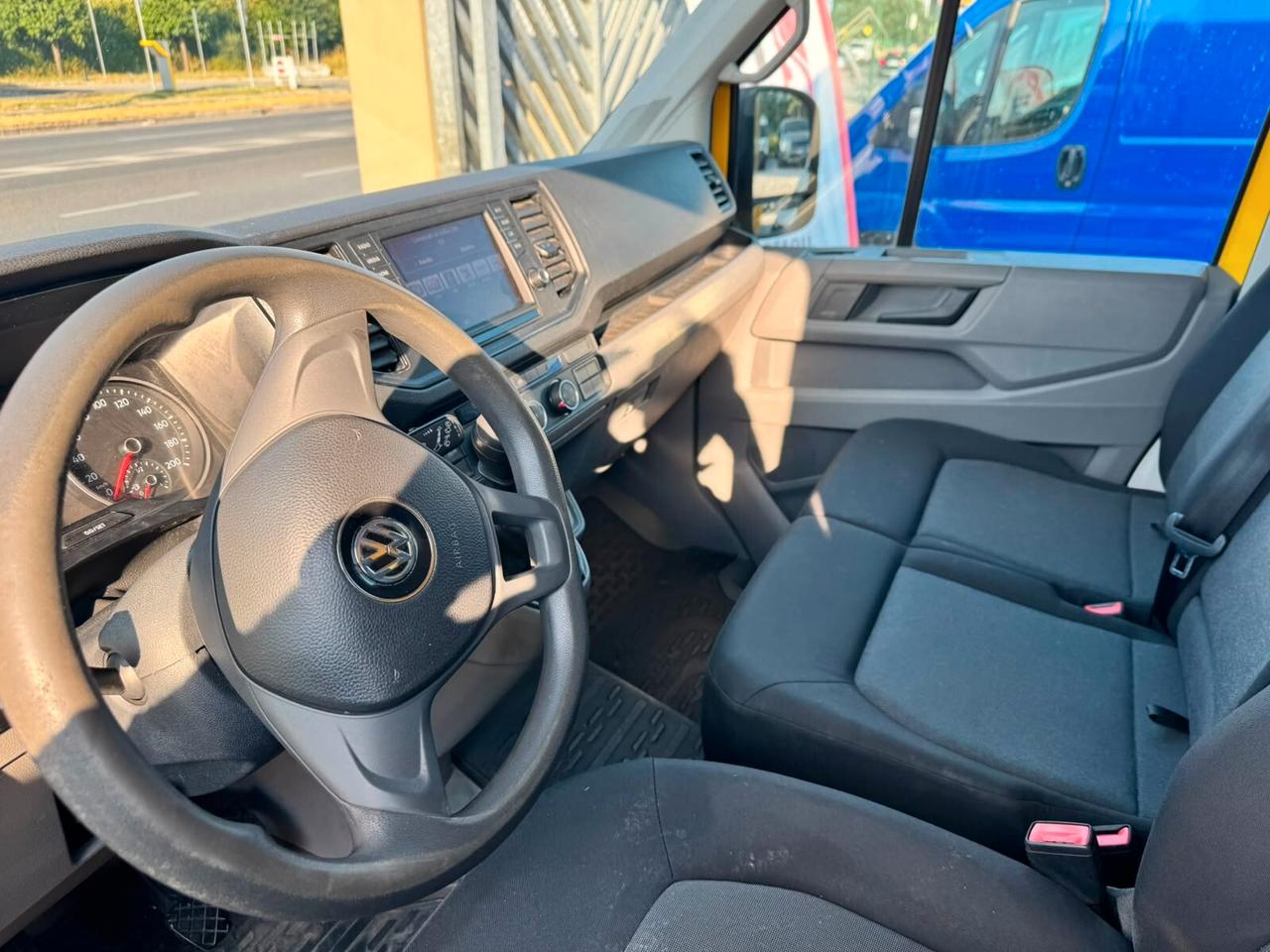 Volkswagen Crafter 35 2.0 TDI 140CV L4 Cab Furgone