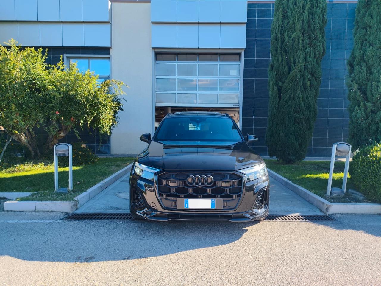 Audi Q7 SUV TDI 210 kW quattro tiptronic S line Edition
