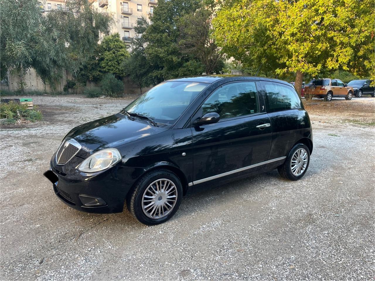 Lancia Ypsilon 1.3 MJT automatica