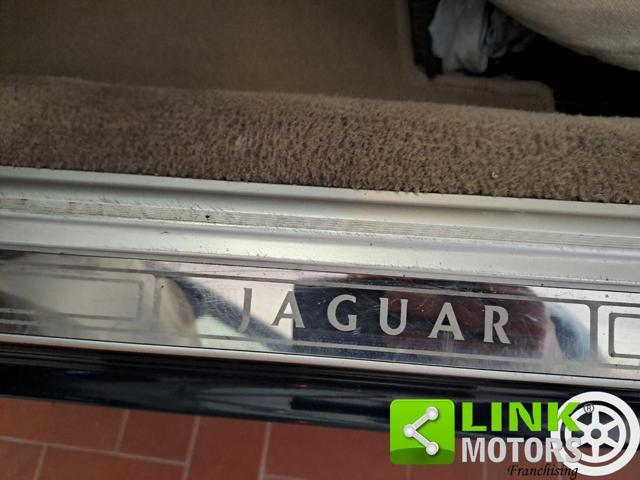 JAGUAR XJ 3.2 cat Executive