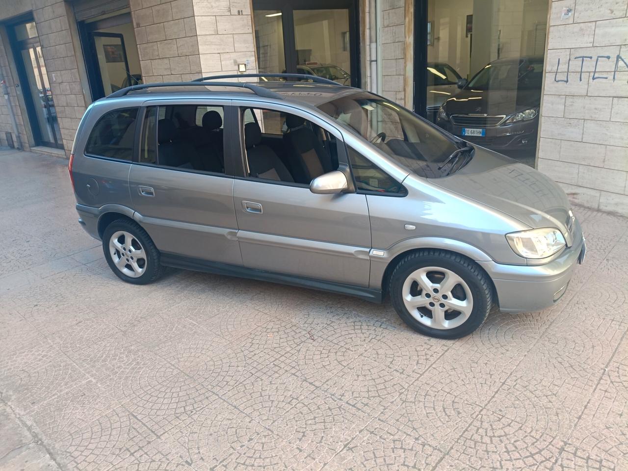 Opel Zafira 1.6 7 POSTI METANO -SOLO132000KM-Euro3250