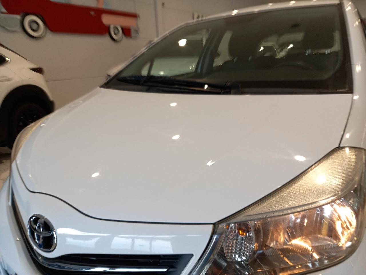 Toyota Yaris 1.0 5 porte Lounge 60.000 Km