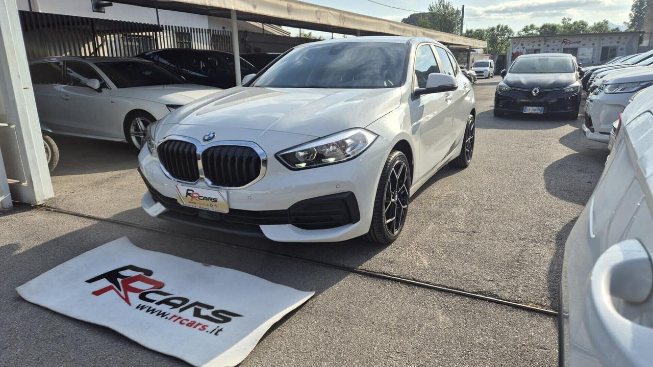 Bmw 116 116d 5p. Business Advantage