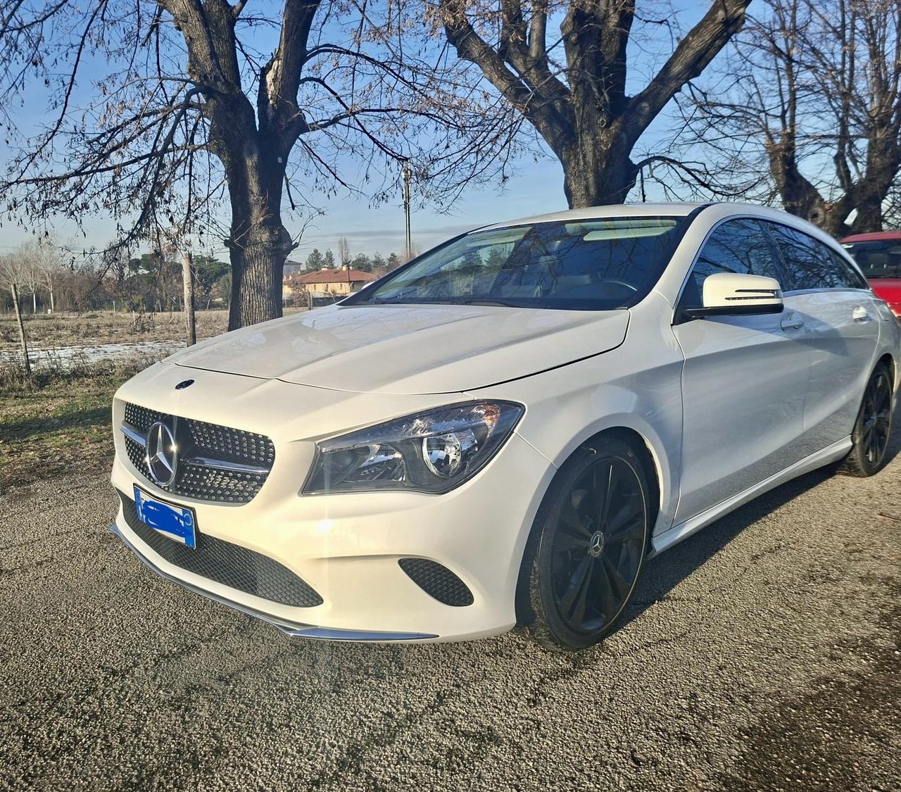 Mercedes CLA 180 d S.W. Aut. PREMIUM euro 6b