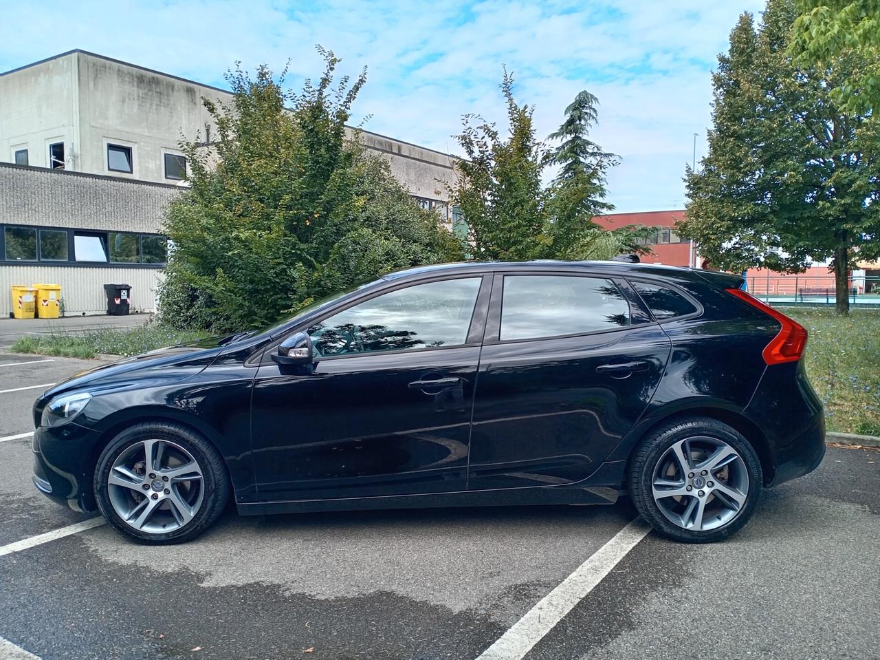 Volvo V40 D2 1.6 Momentum