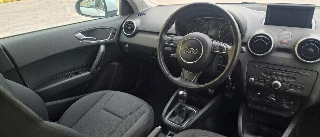 Audi A1 1.2 TFSI S LINE Edition Plus 63 kw