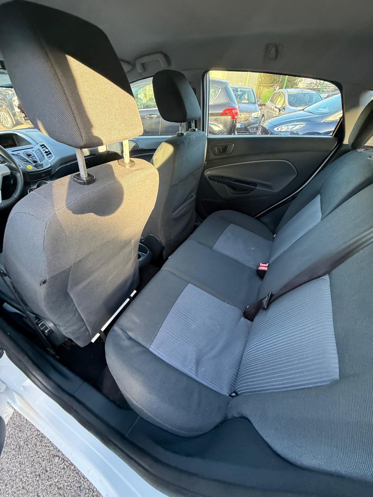 Ford Fiesta Ikon 1.4 16V 5p.Bz.- GPL Business