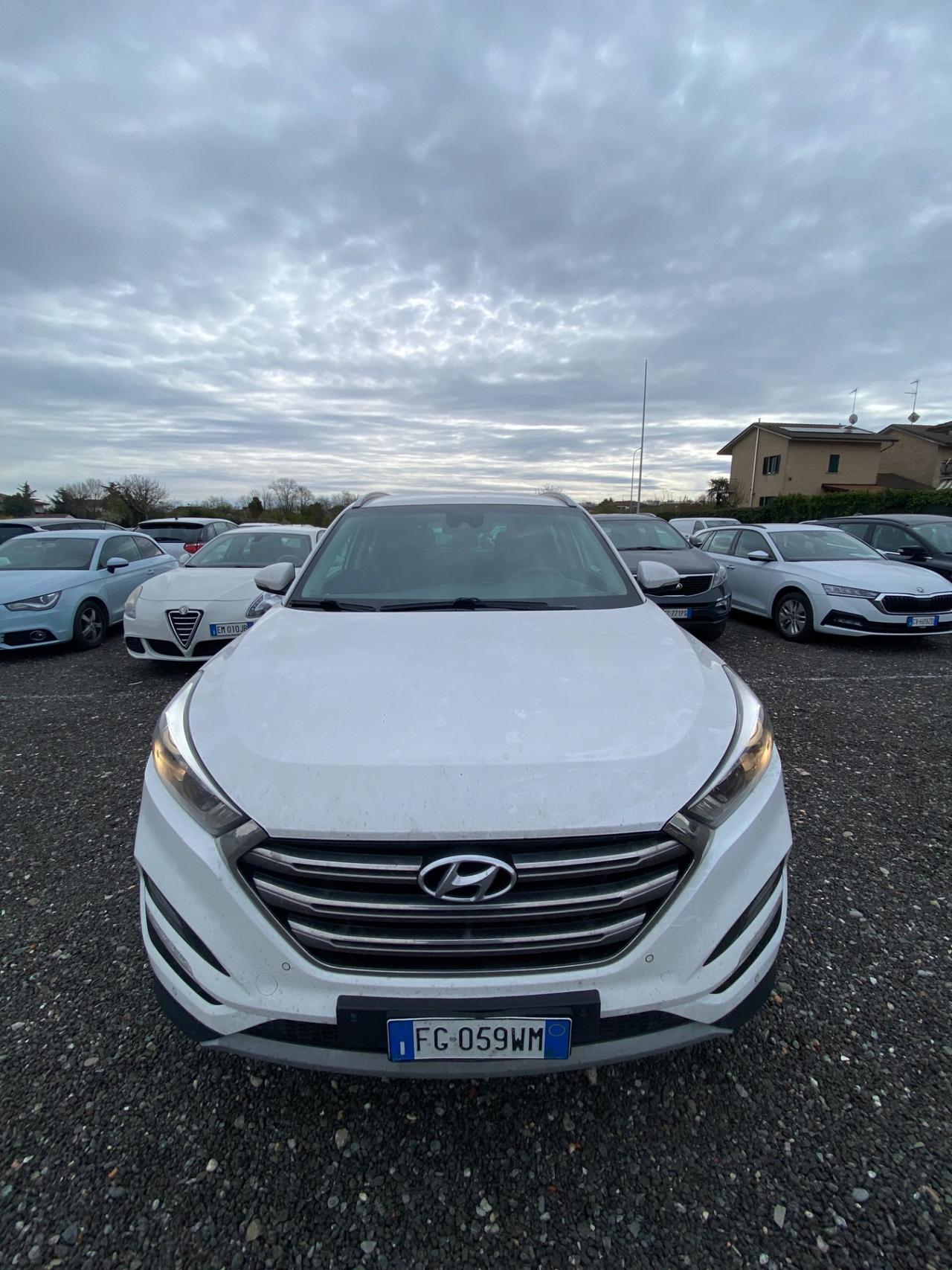 Hyundai Tucson 1.7 CRDi XPossible IN ARRIVO