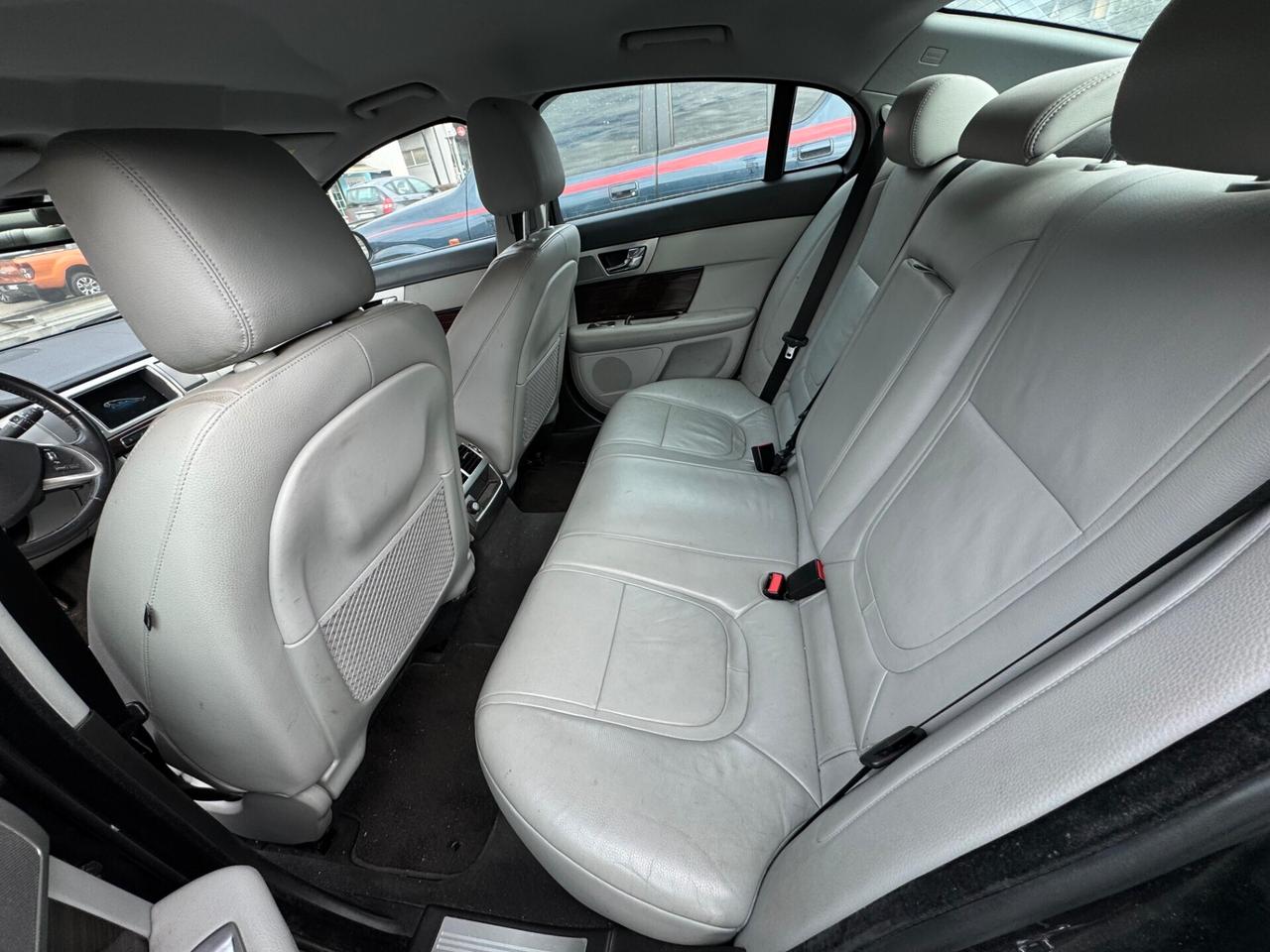 JAGUAR XF 3.0cc 340CV Portfolio awd auto