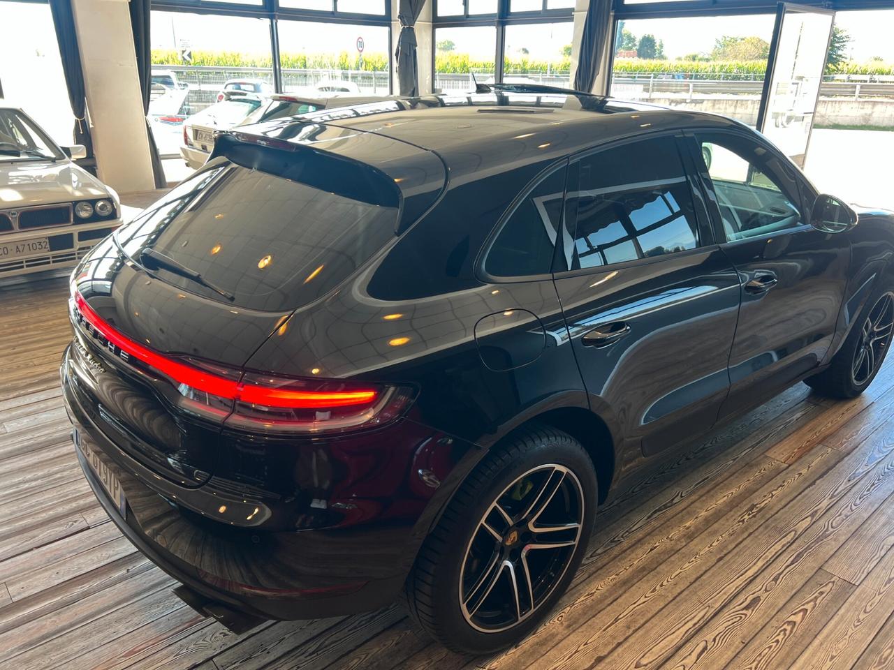 PORSCHE MACAN 2.0 TURBO BENZINA 245CV / GARANZIA