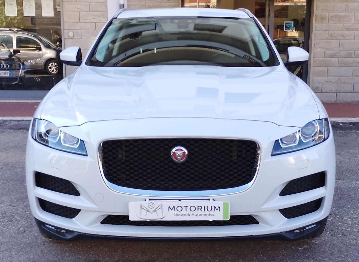 Jaguar F-Pace 2.0cc 180cv PORTFOLIO