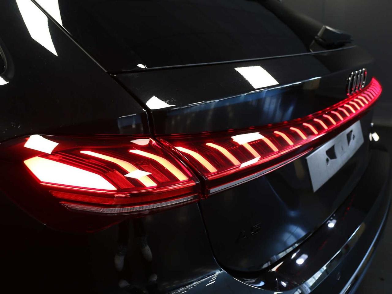 Audi A5 Avant TDI 204CV mHEV+ quattro S tron #9554