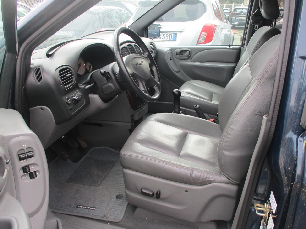Chrysler Voyager 2.5 CRD cat LX Leather