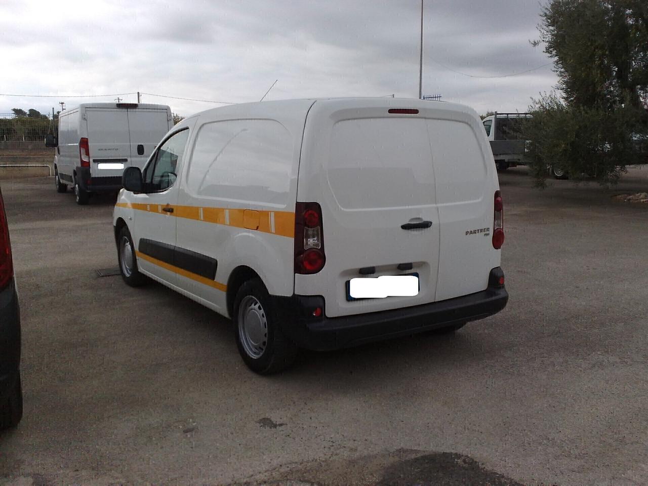 Peugeot partner 1.6hdi 90cv AUTOMATICO - 2012