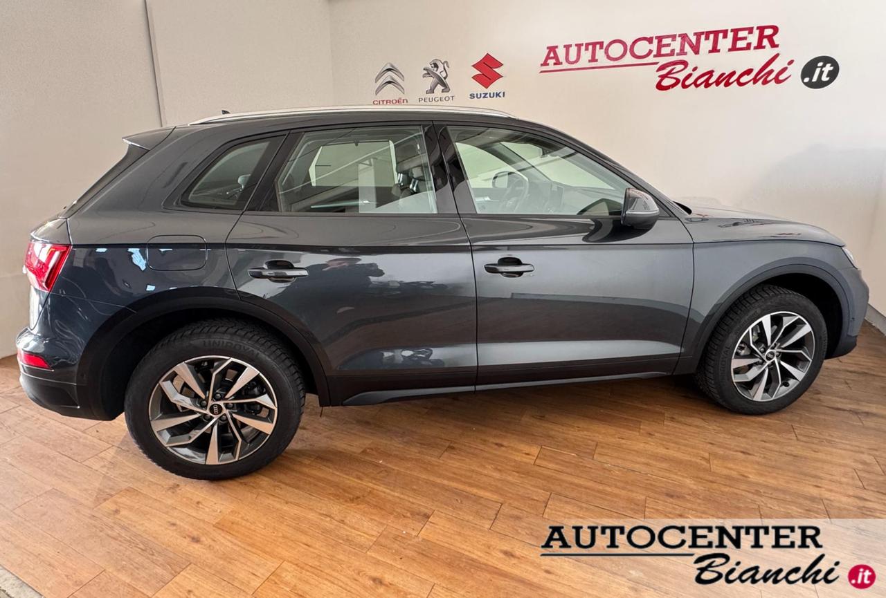 Audi Q5 40 2.0 tdi mhev 12V quattro s-tronic