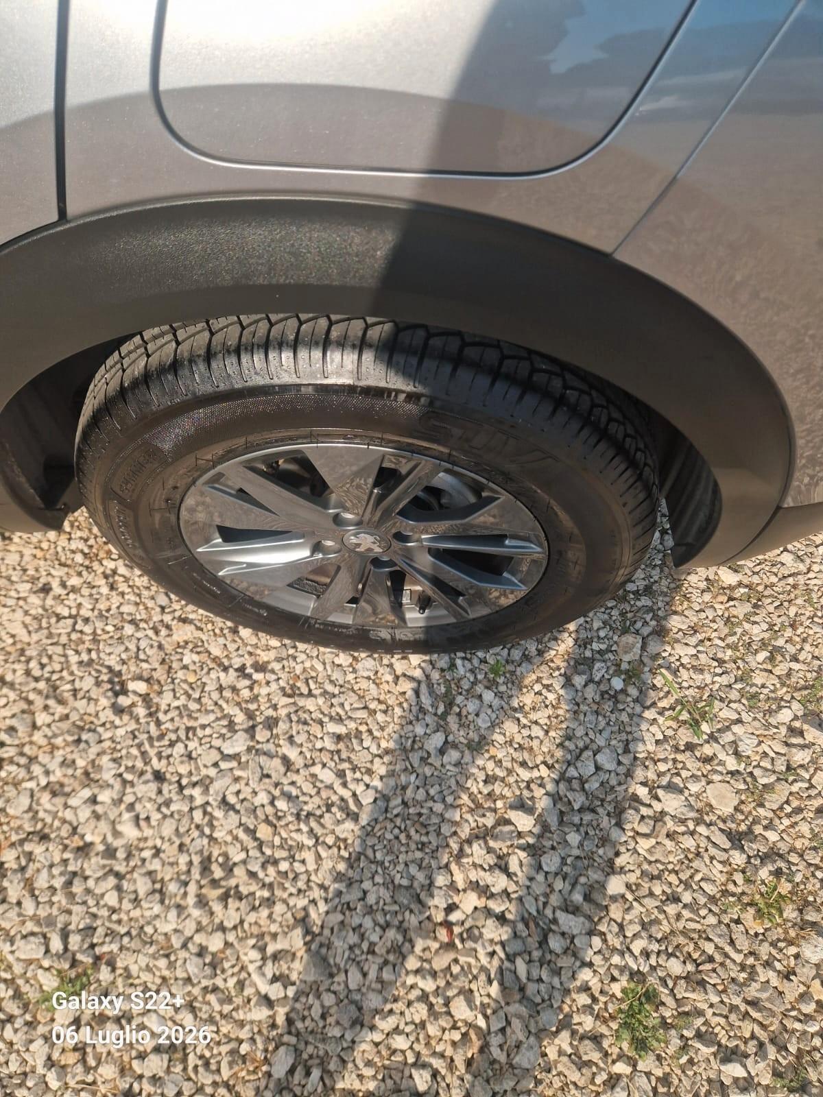 Peugeot 2008 PureTech 100 S&S Allure