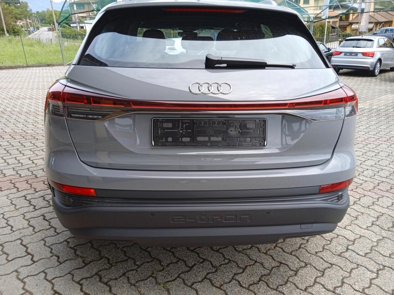 Audi e-tron 35 APPLE CAR PLAY CRUISE ADATTIVO SENS PARK NAVY ANDROID AUTO AUTONIMIA DI CIRCA 400 KM PRONTA CONS