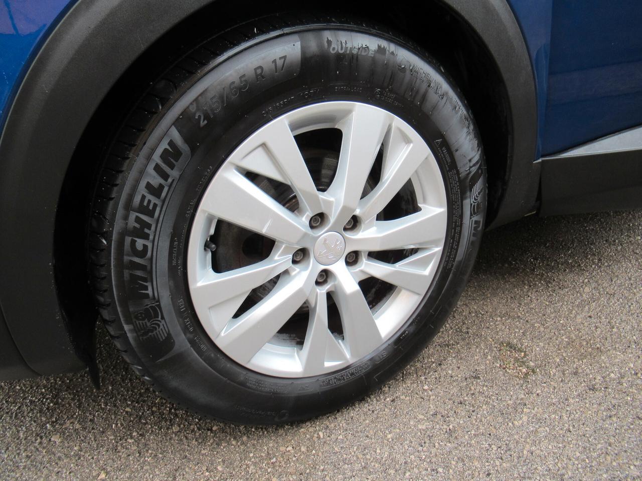 Peugeot 3008 BlueHDi 130 S&S Business