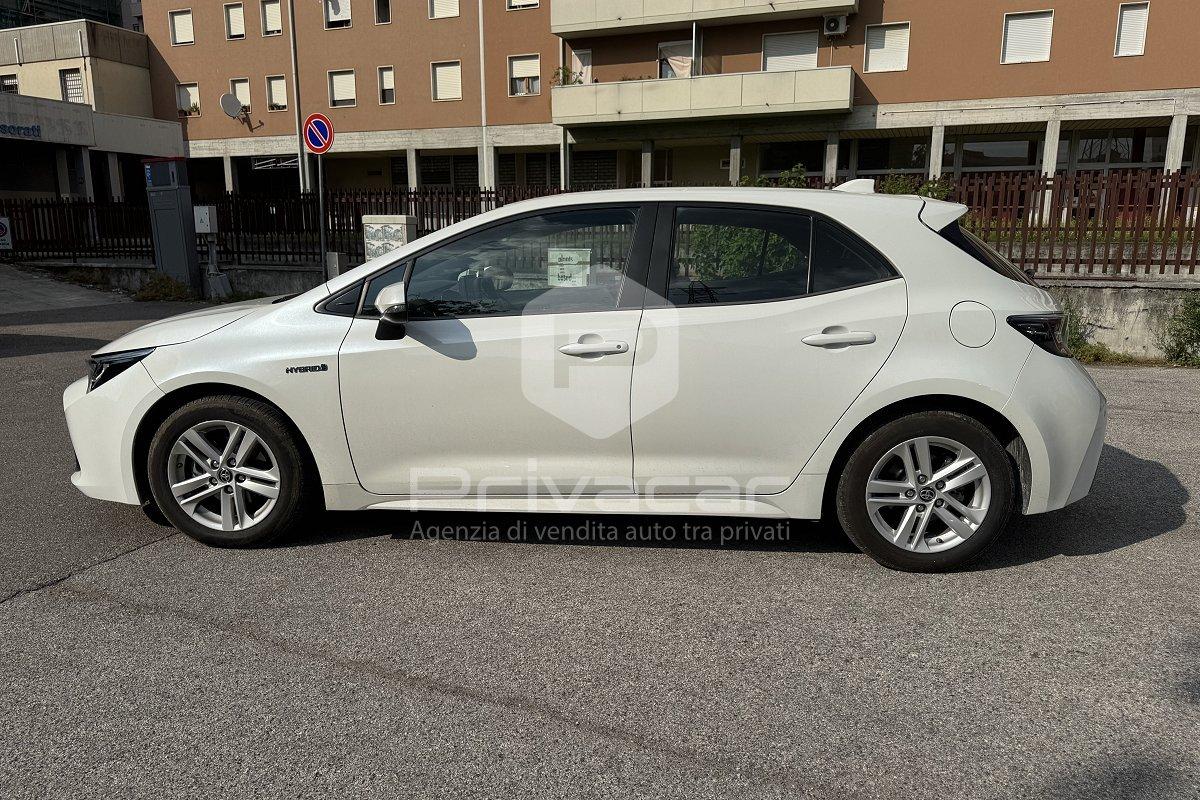 TOYOTA Corolla 1.8 Hybrid Business