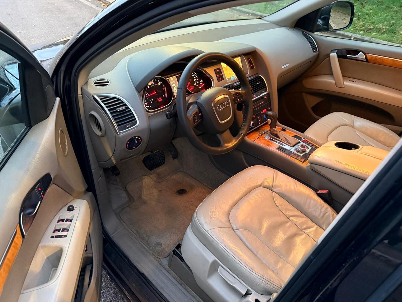 Audi Q7 3.0 V6 TDI 233CV TRAZIONE QUATTRO