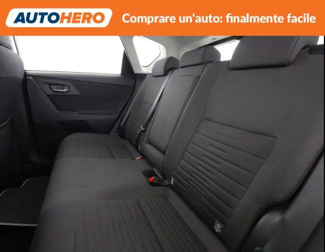 TOYOTA Auris 1.8 Hybrid Active