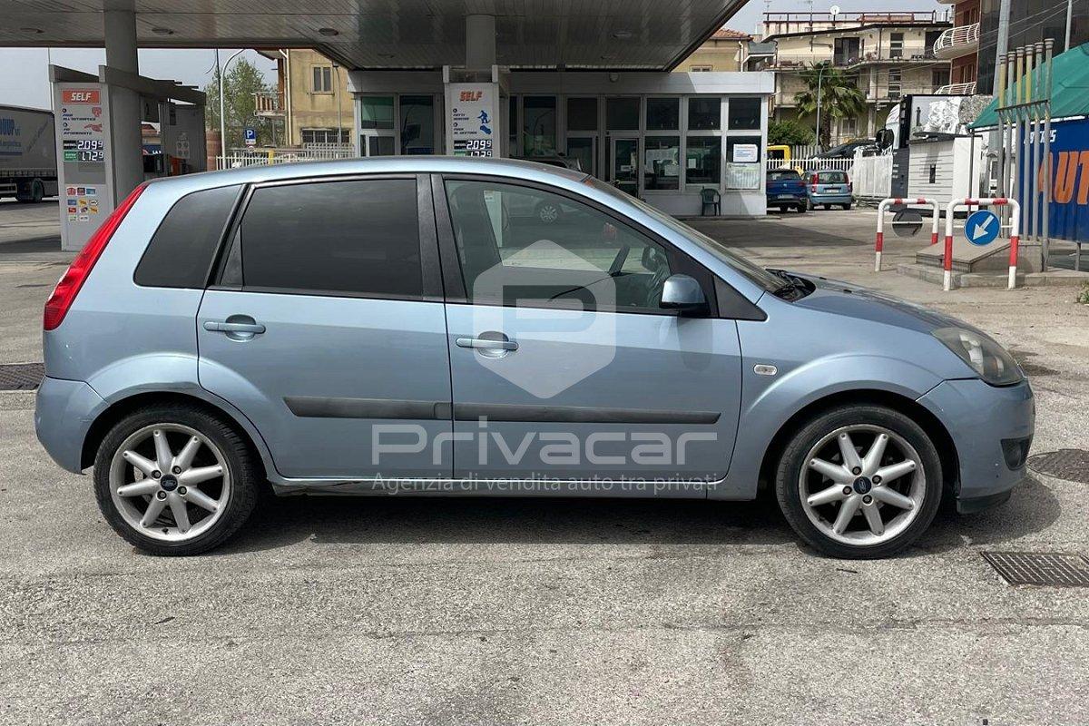FORD Fiesta 1.2 16V 5p. Ghia