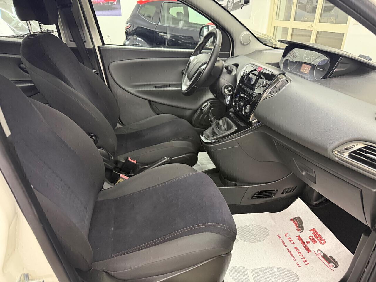 Lancia Ypsilon 1.3 MJT 95Cv