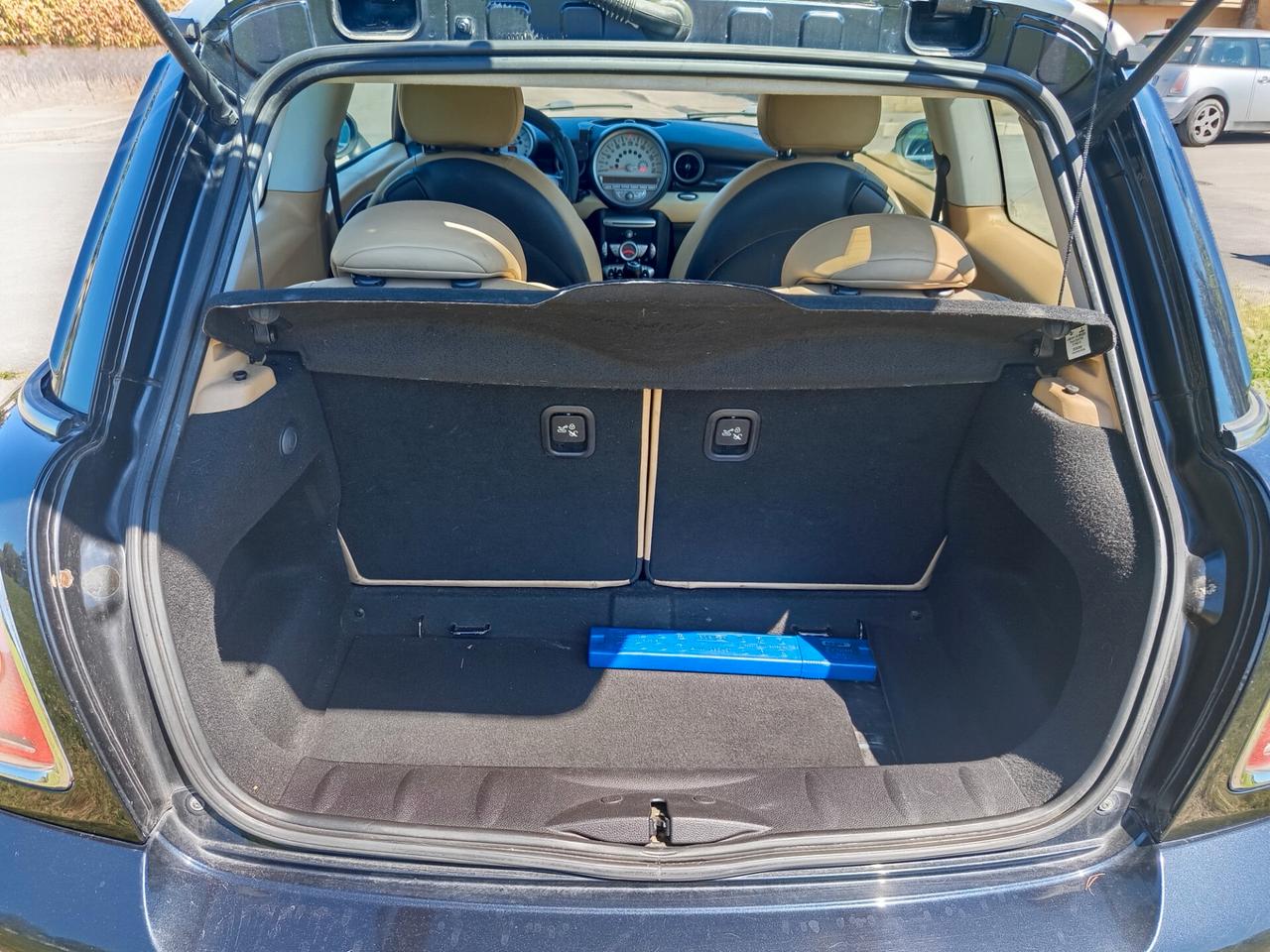 Mini 1.6 16V Cooper Chili