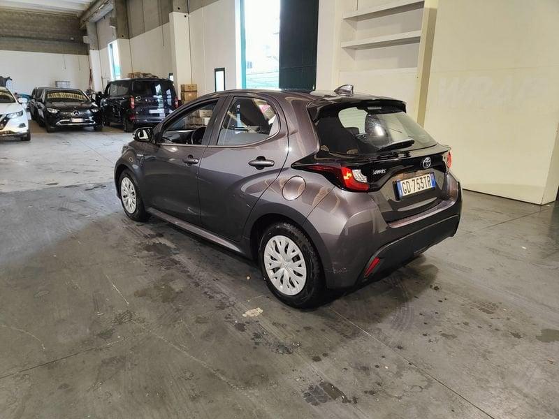Toyota Yaris 1.5 Hybrid Business