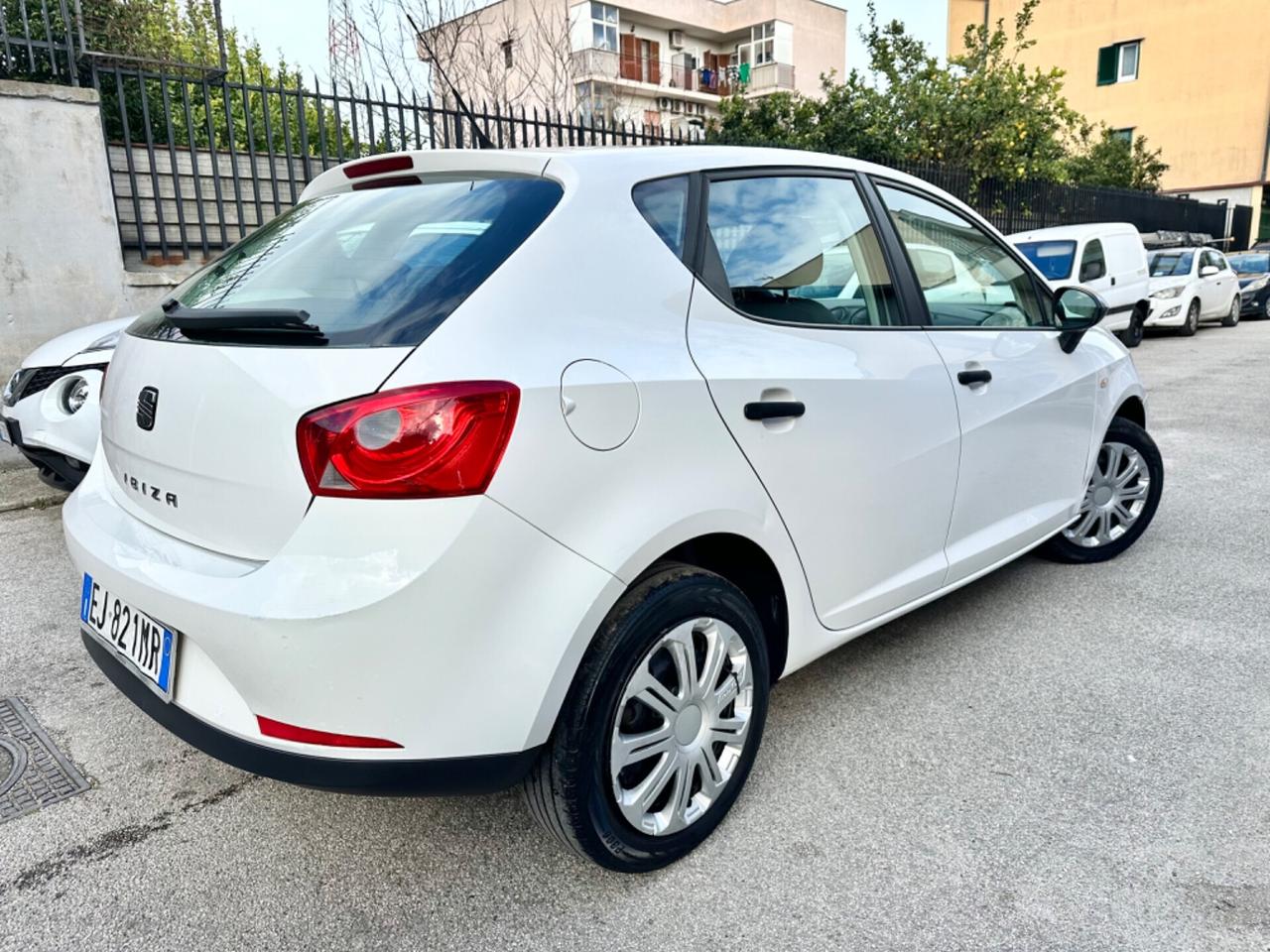 Seat Ibiza 1.2 benzina 70 CV 5p. 2011!