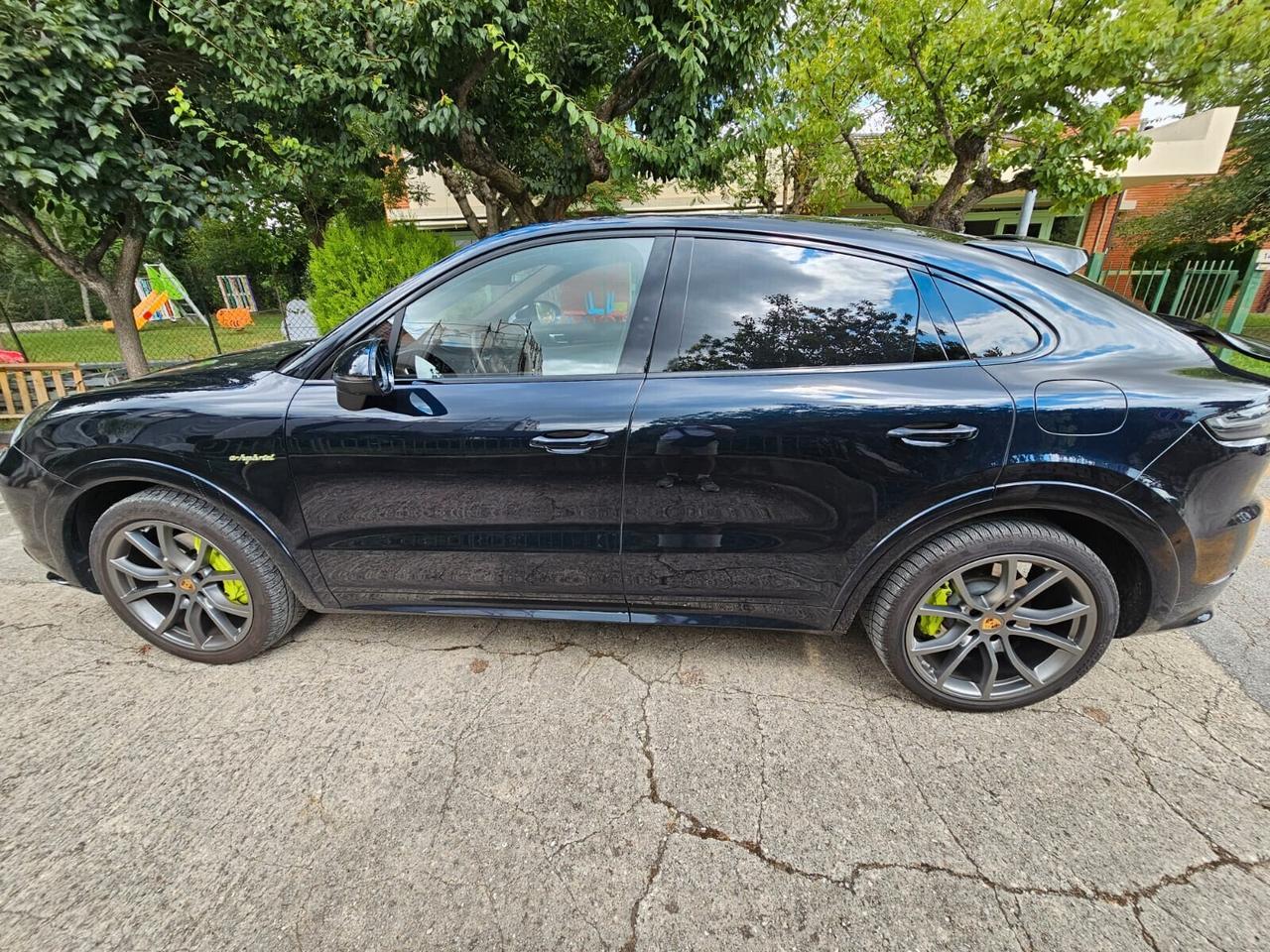 Porsche Cayenne Coupé 3.0 V6 E-HYBRID 340CV