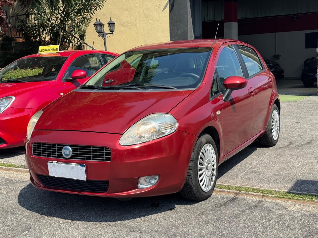 Fiat Grande Punto 1.2 5 porte Dynamic gpl scade 2034