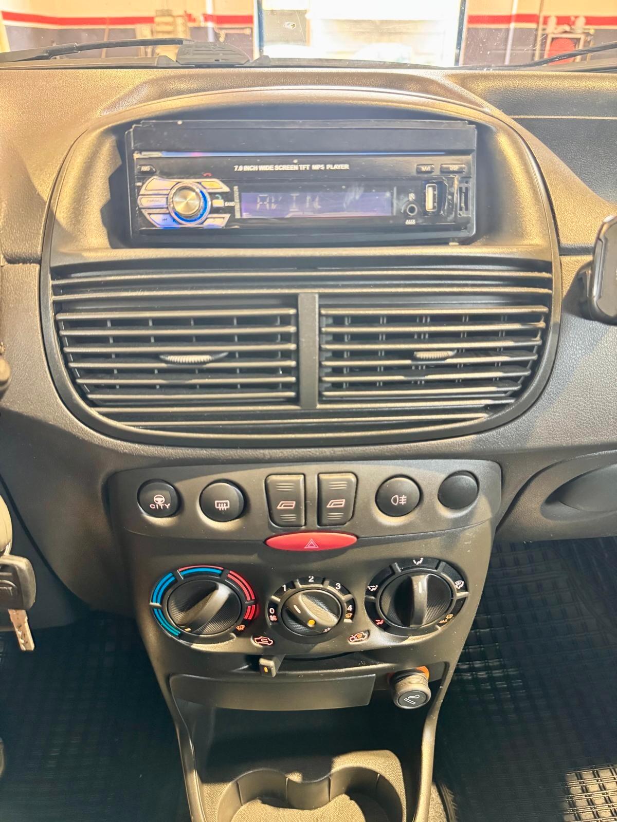 Fiat Punto Classic 1.2 3 porte Active GPL