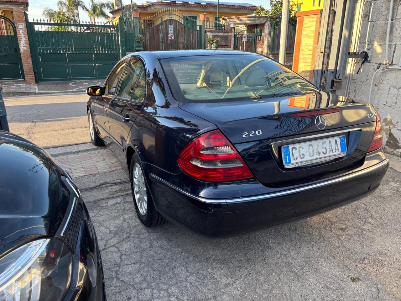 Mercedes-benz E 220 200 CDI cat Classic