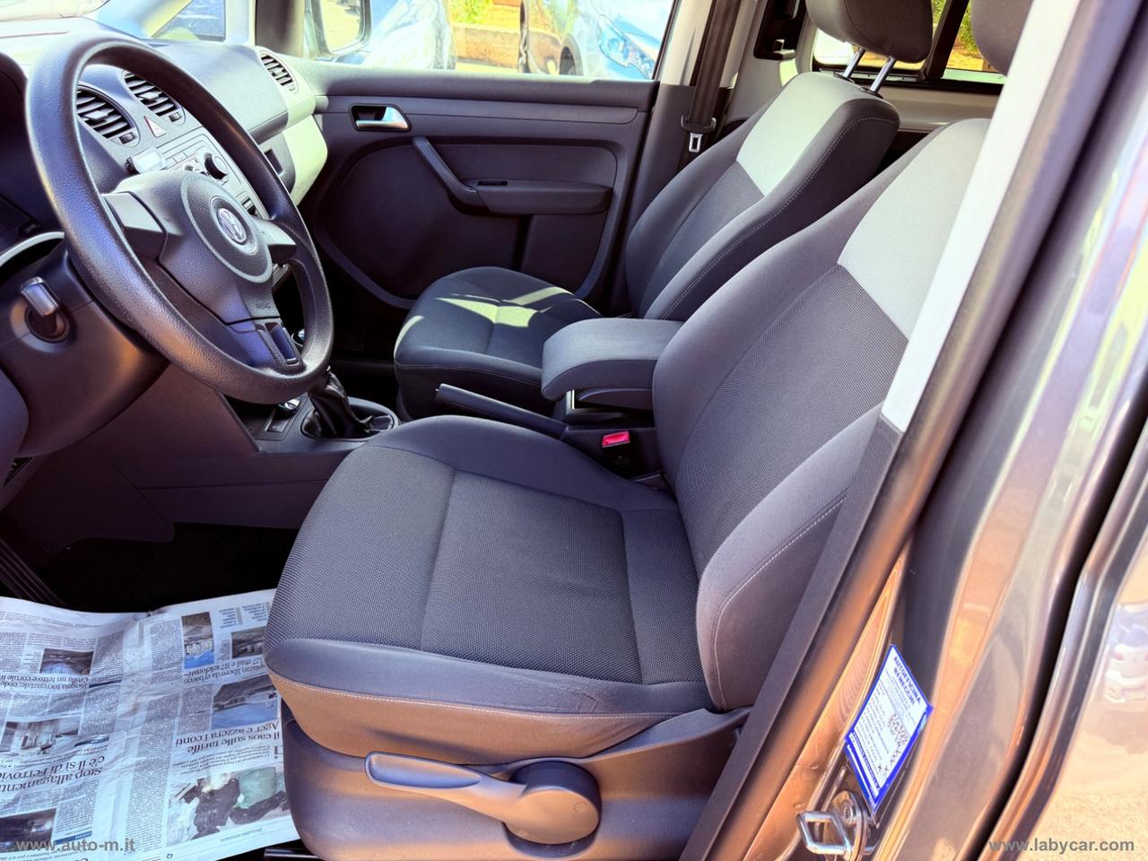 VOLKSWAGEN Caddy 1.6 TDI 102 CV Trendline Maxi CON PEDANA PER DISABILI
