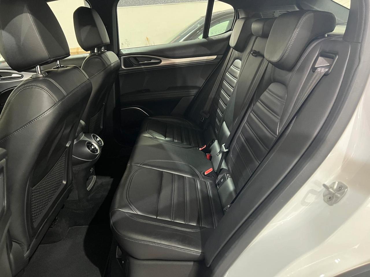 Alfa Romeo Stelvio 2.2 210 CV AT8 Q4 Veloce 2019