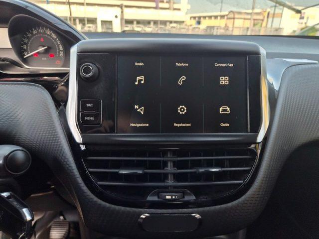 PEUGEOT 208 5 porte Signature