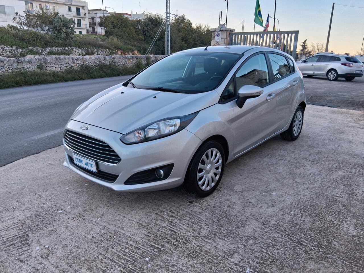 Ford Fiesta 1.5 TDCi 95CV 5 porte Titanium