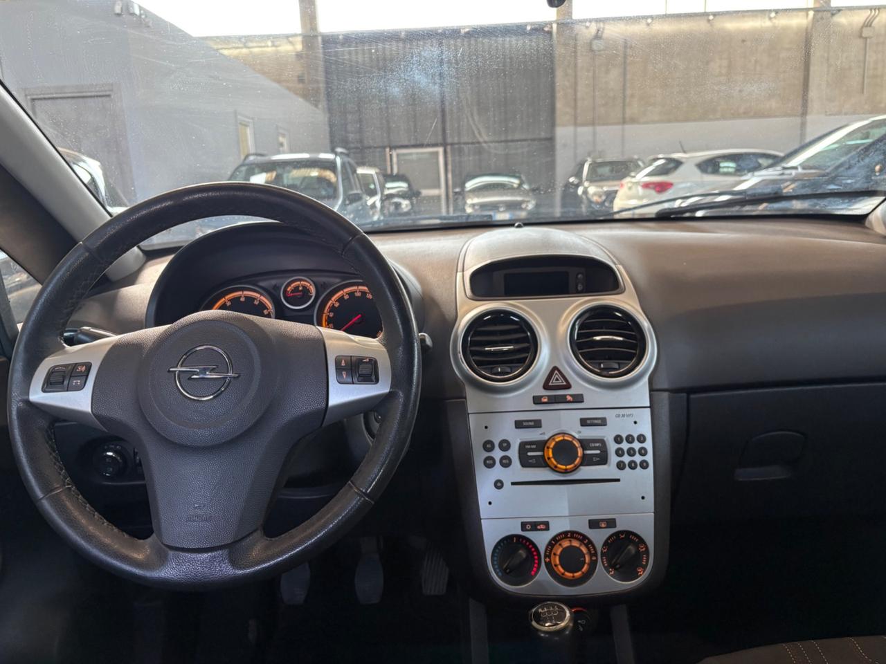 Opel Corsa 1.2 5 porte Sport