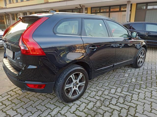 VOLVO XC60 D3 AWD Geartronic Summum