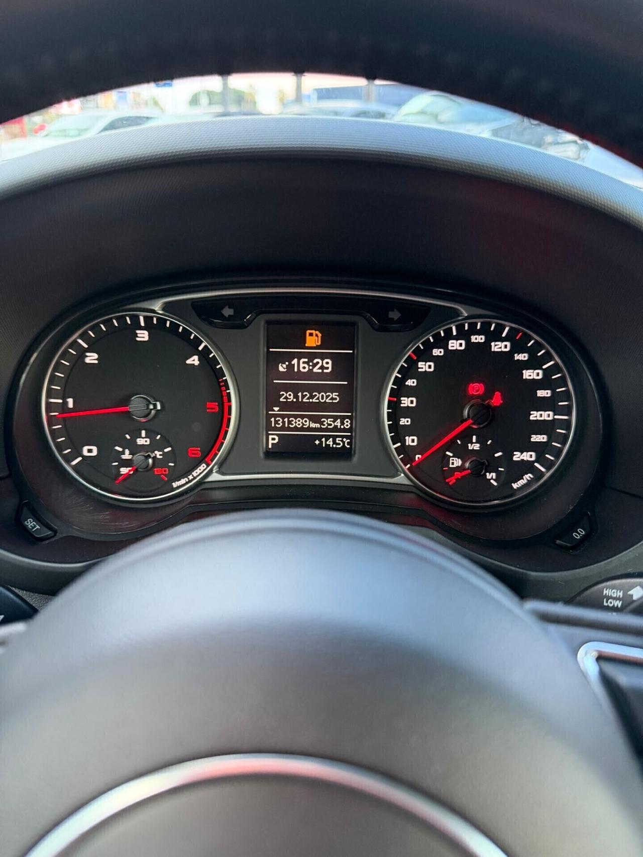 Audi A1 1.6 TDI 90CV S-LINE CAMBIO AUTOMATICO