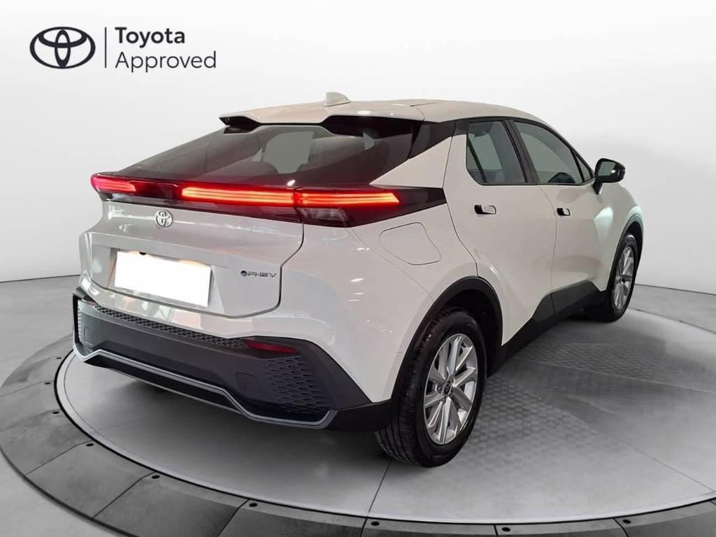 Toyota C-HR 2.0 PHEV Active FWD e-CVT