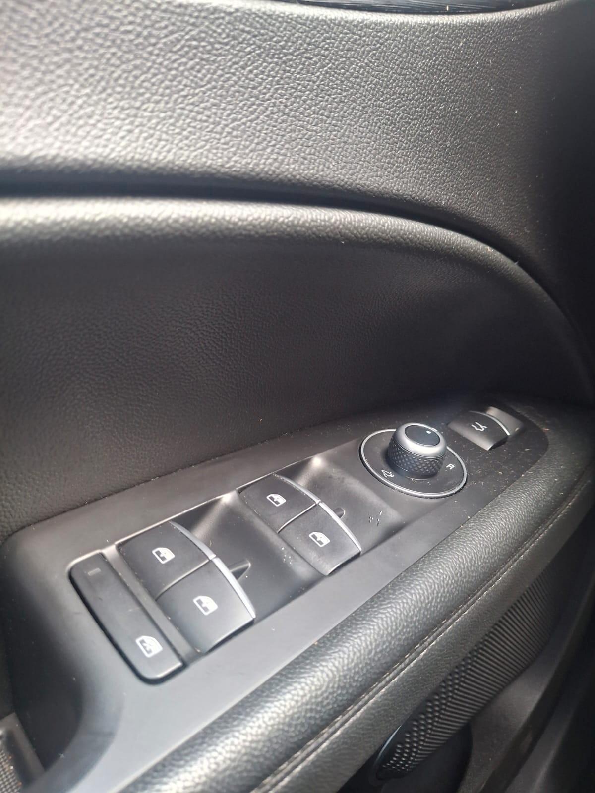 Alfa Romeo Stelvio 2.2 Turbodiesel 160 CV AT8 RWD Business
