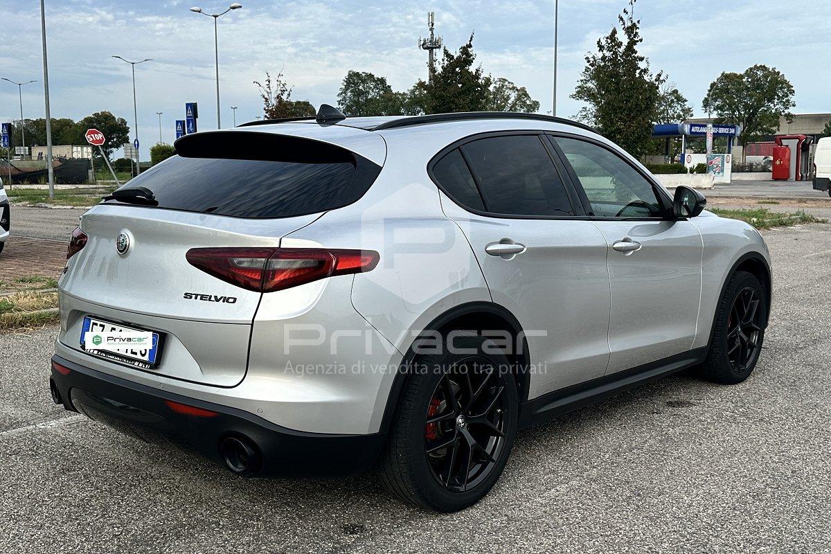 ALFA ROMEO Stelvio 2.2 Turbodiesel 210 CV AT8 Q4 Veloce