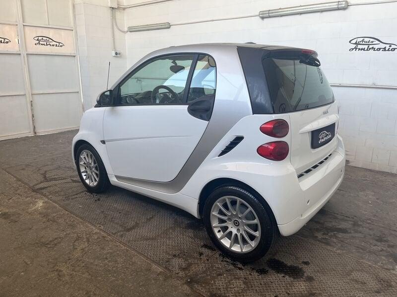 smart fortwo fortwo 800 40 kW coupé passion cdi