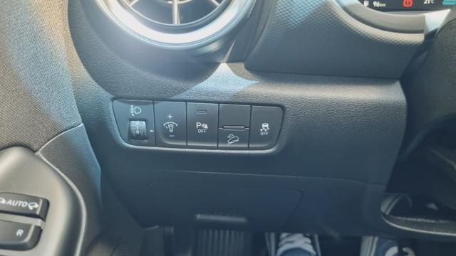 HYUNDAI Kona 1.0 T-GDI Hybrid 48V iMT XLine