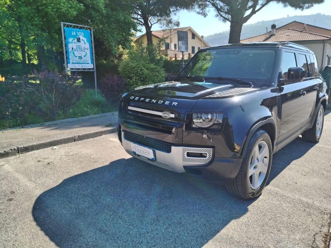 Land Rover Defender X-Dynamic SE D 200 MHEV