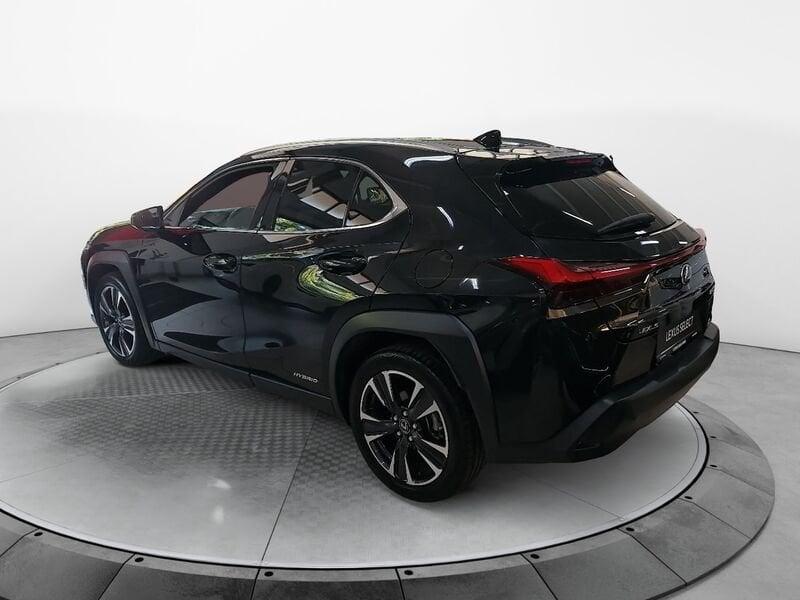 Lexus UX Hybrid Premium