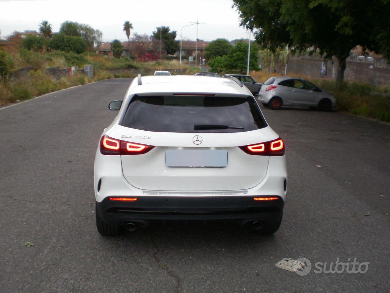 MERCEDES GLA 200 DIESIL FULL